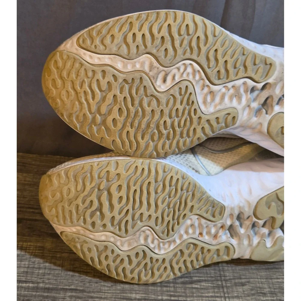Nike post scuffs *owners